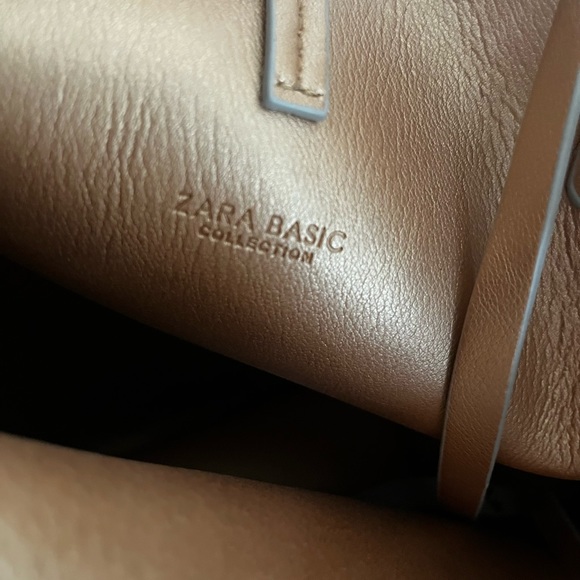 Zara Basic Adjustable Gray copper colors. Removable strap. Excellent condition - Picture 4 of 11